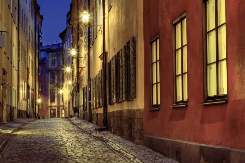 Fototapeta na Flizelinie MS-5-0715 Stara oświetlona ulica 375 x 250 cm