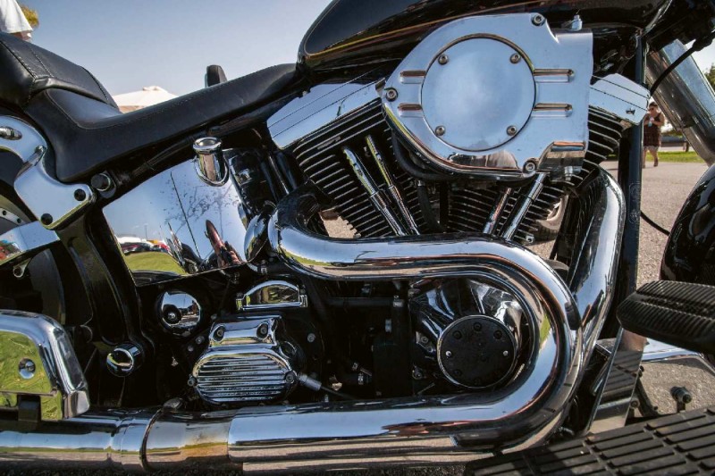 Fototapeta na flizelinie MS-5-2803 Błyszczący detal motocykla 375 x 250 cm