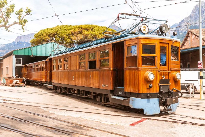 Fototapeta na flizelinie MS-5-2886 Tramwaj retro 375 x 250 cm